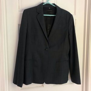 Tahari blazer. Worn once - near perfect condition.